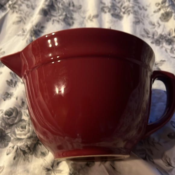 Stonewall Kitchen maroon bowl pitcher - Picture 2 of 9
